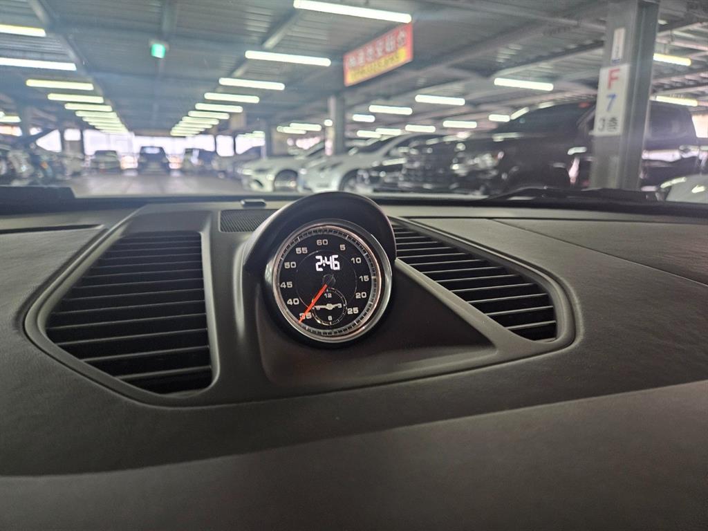 Porsche 911 - Vista 11