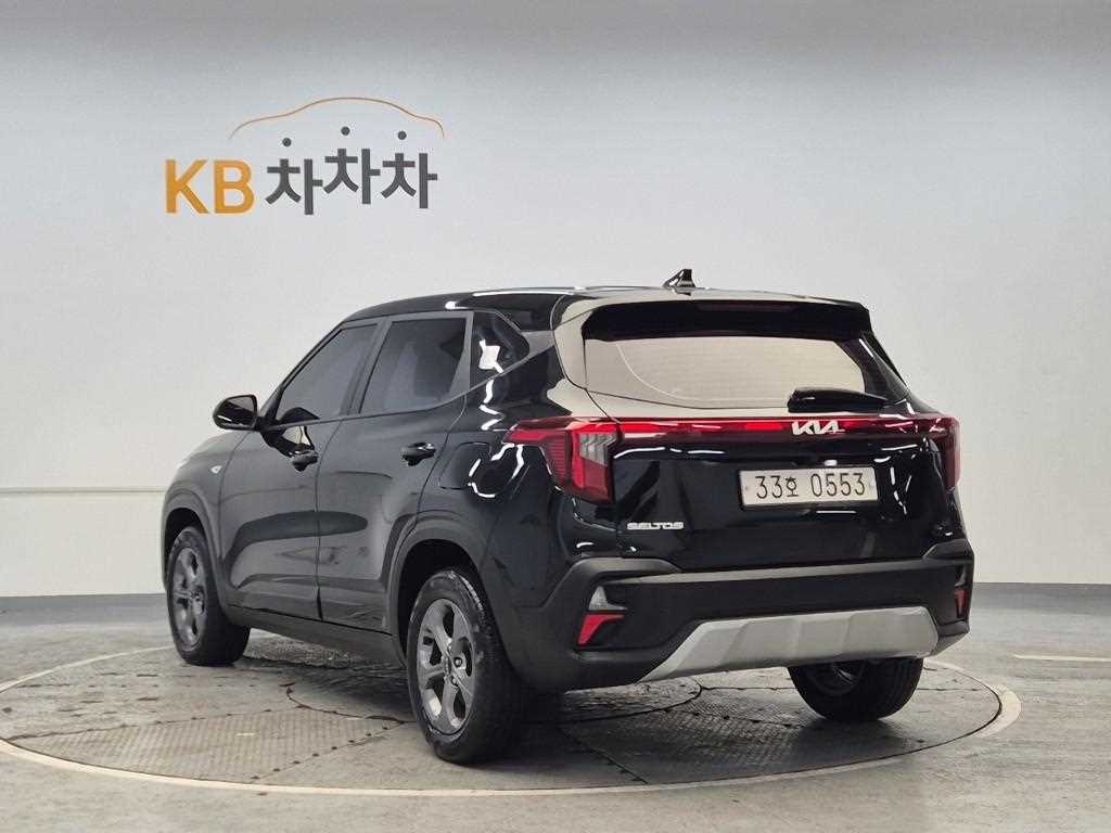 KIA Seltos - Vista 2