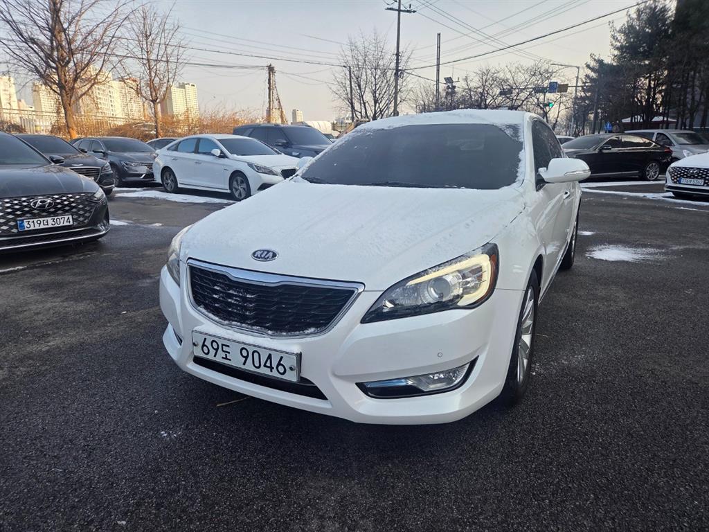 KIA K7 2012 Blanco - Importación desde Corea - HF Imports Iquique - Foto 1