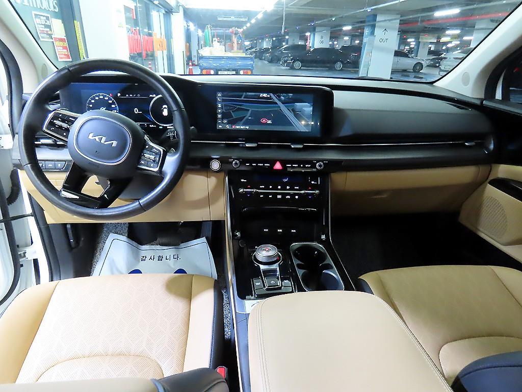 KIA Carnival - Vista 6