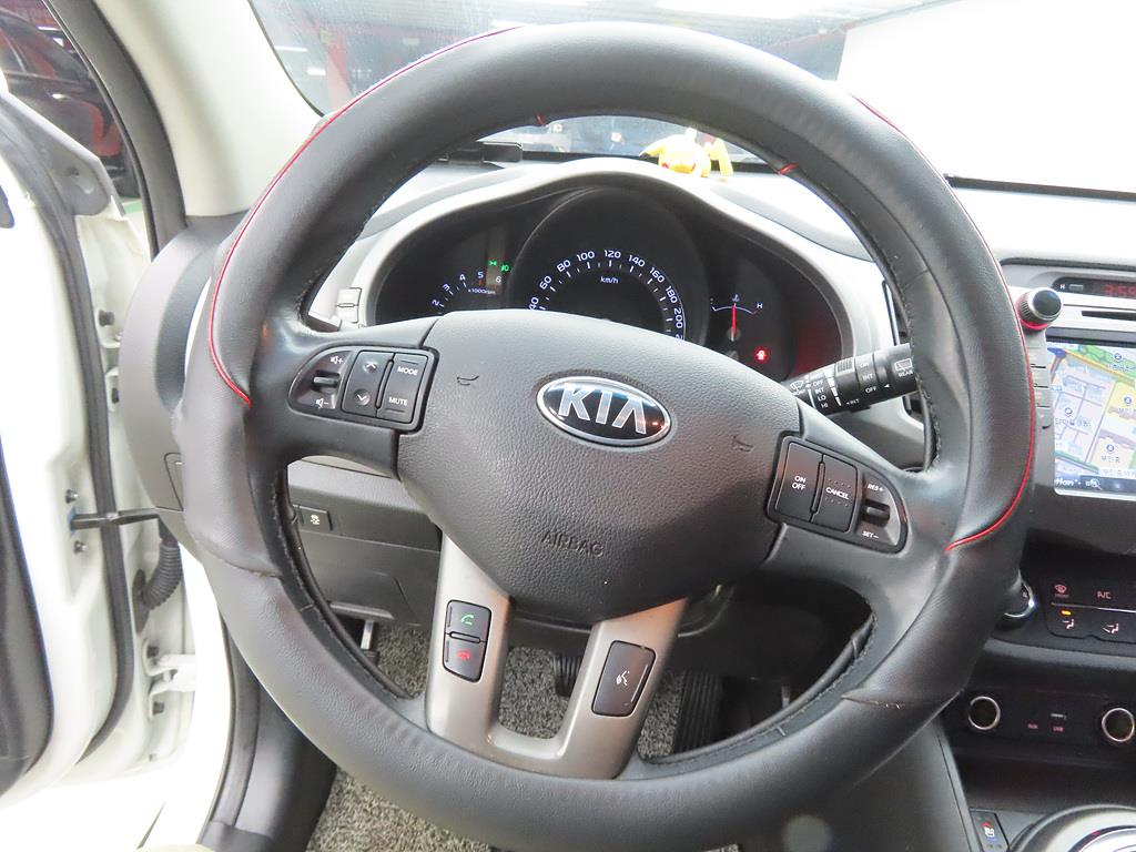 KIA Sportage - Vista 8
