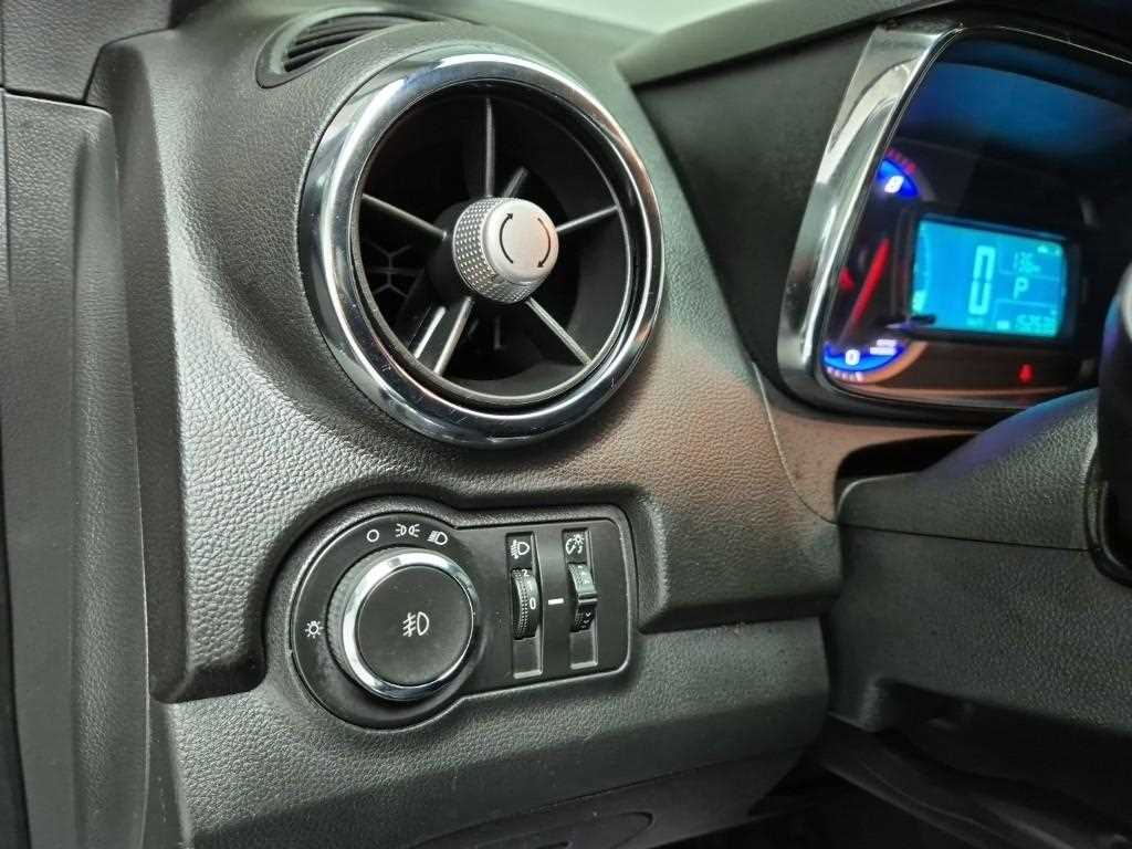 Chevrolet Trax 2013 Plateado - Importación desde Corea - HF Imports Iquique - Foto 15