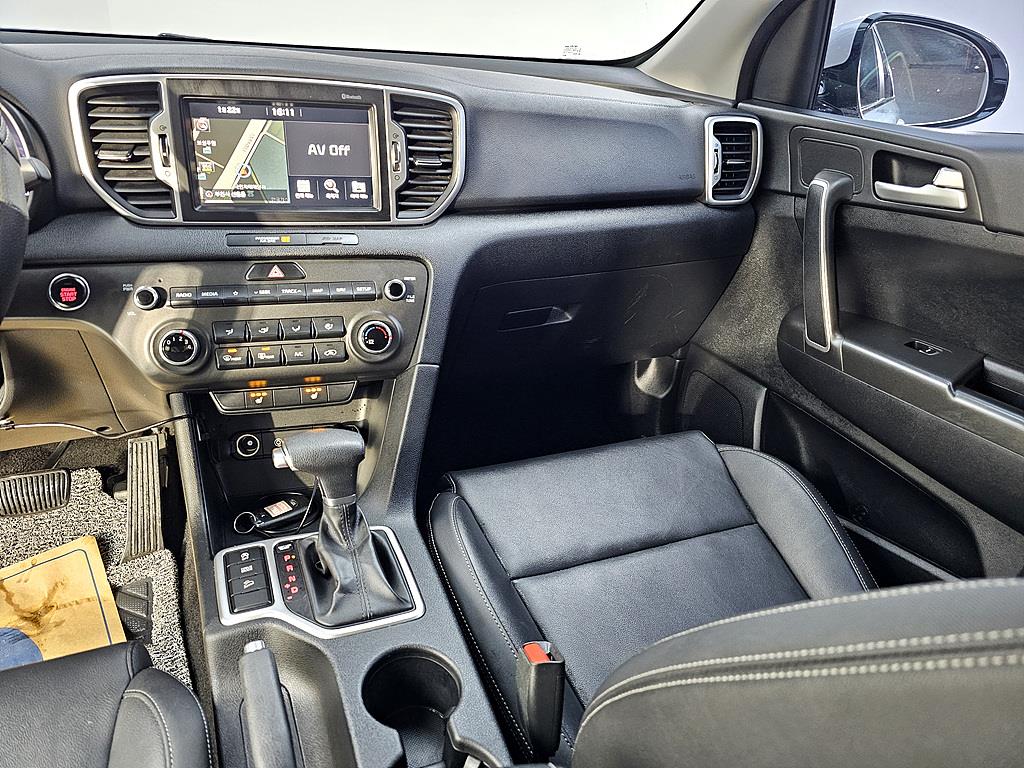 KIA Sportage - Vista 10