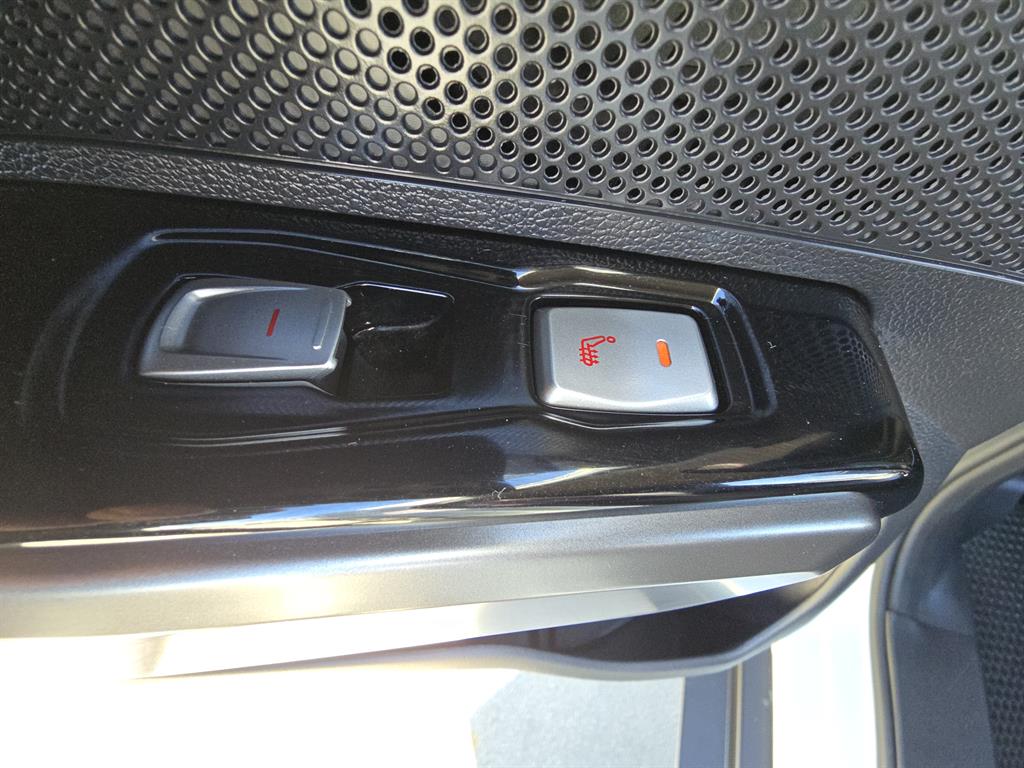 Ssangyong Tivoli 2019 Blanco - Importación desde Corea - HF Imports Iquique - Foto 15