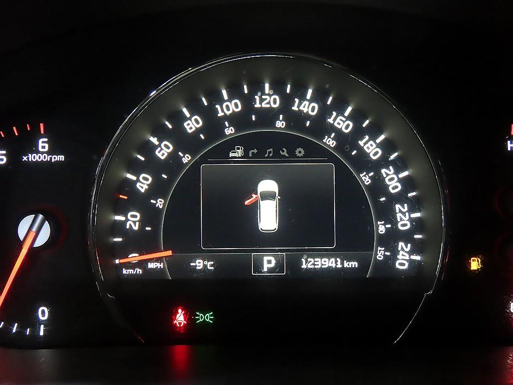 KIA Sorento - Vista 9