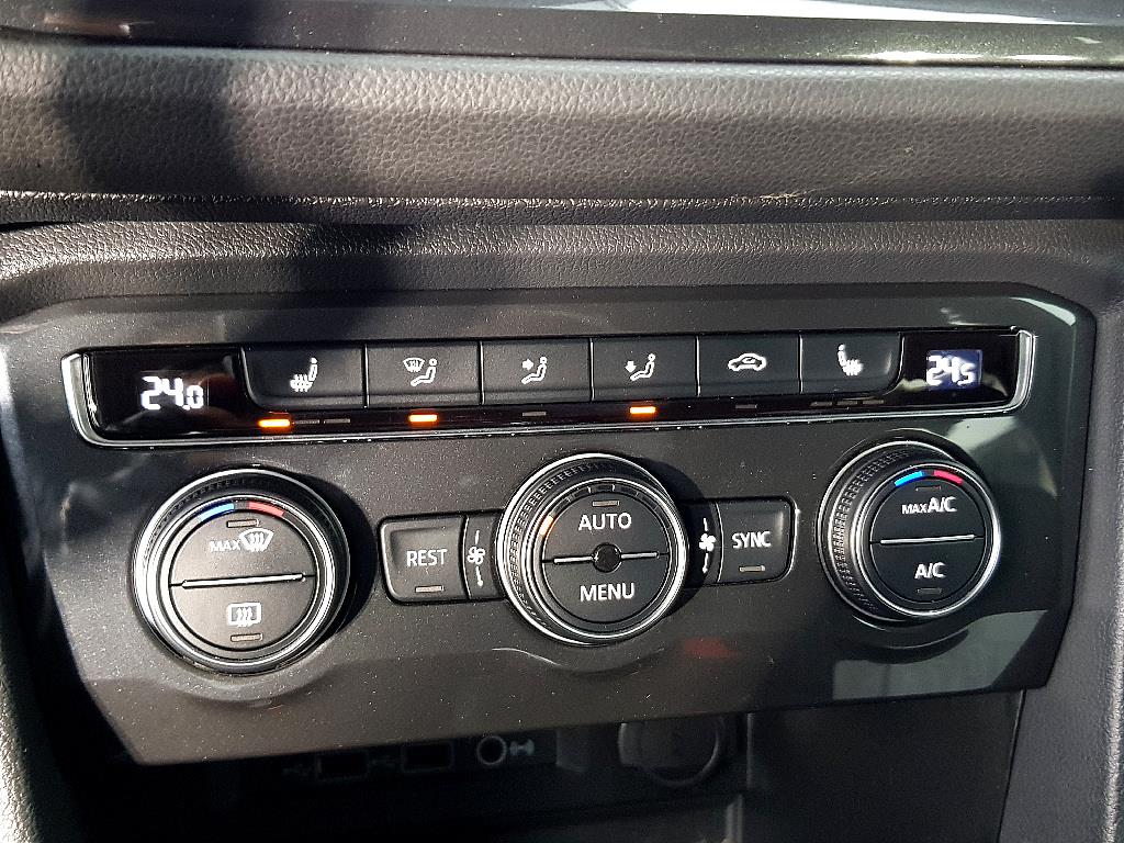 Volkswagen Tiguan - Vista 11