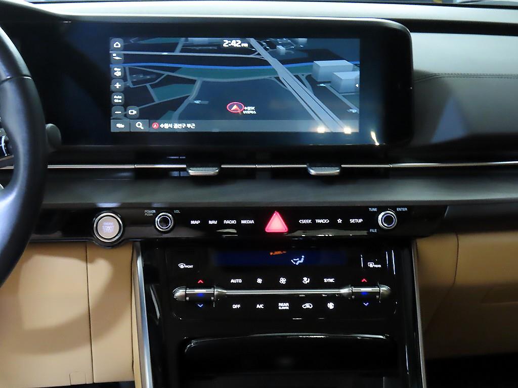 KIA Carnival - Vista 9