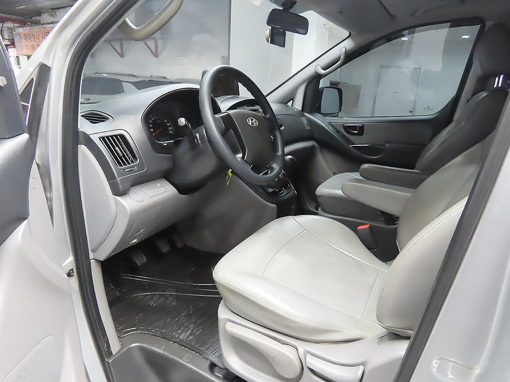 HYUNDAI Starex 2015 Gris - Importación desde Corea - HF Imports Iquique - Foto 11