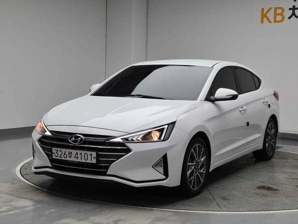 HYUNDAI Avante 2020 Blanco - Importación desde Corea - HF Imports Iquique - Foto 1