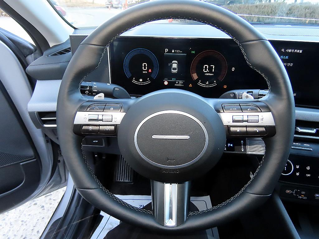 HYUNDAI Sonata - Vista 8