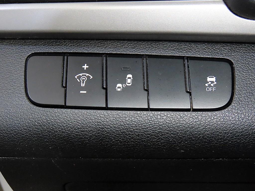 HYUNDAI Avante 2017 - Importación desde Corea - HF Imports Iquique - Foto 14