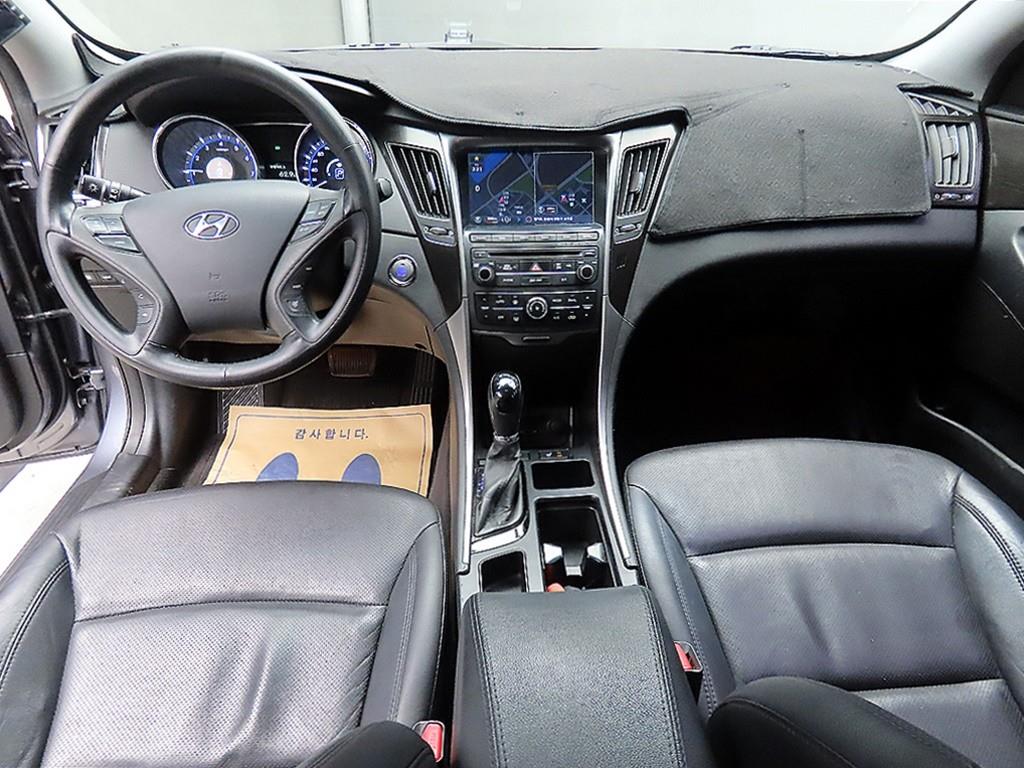 HYUNDAI Sonata - Vista 7