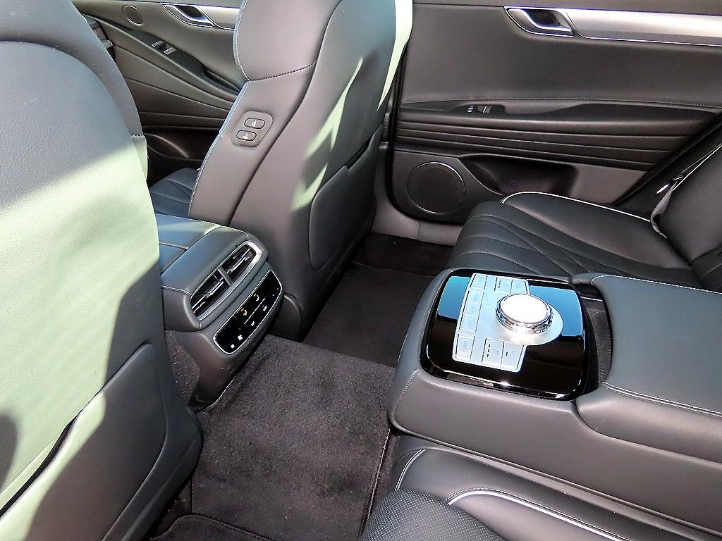 Genesis G80 2023 Azul - Importación desde Corea - HF Imports Iquique - Foto 16