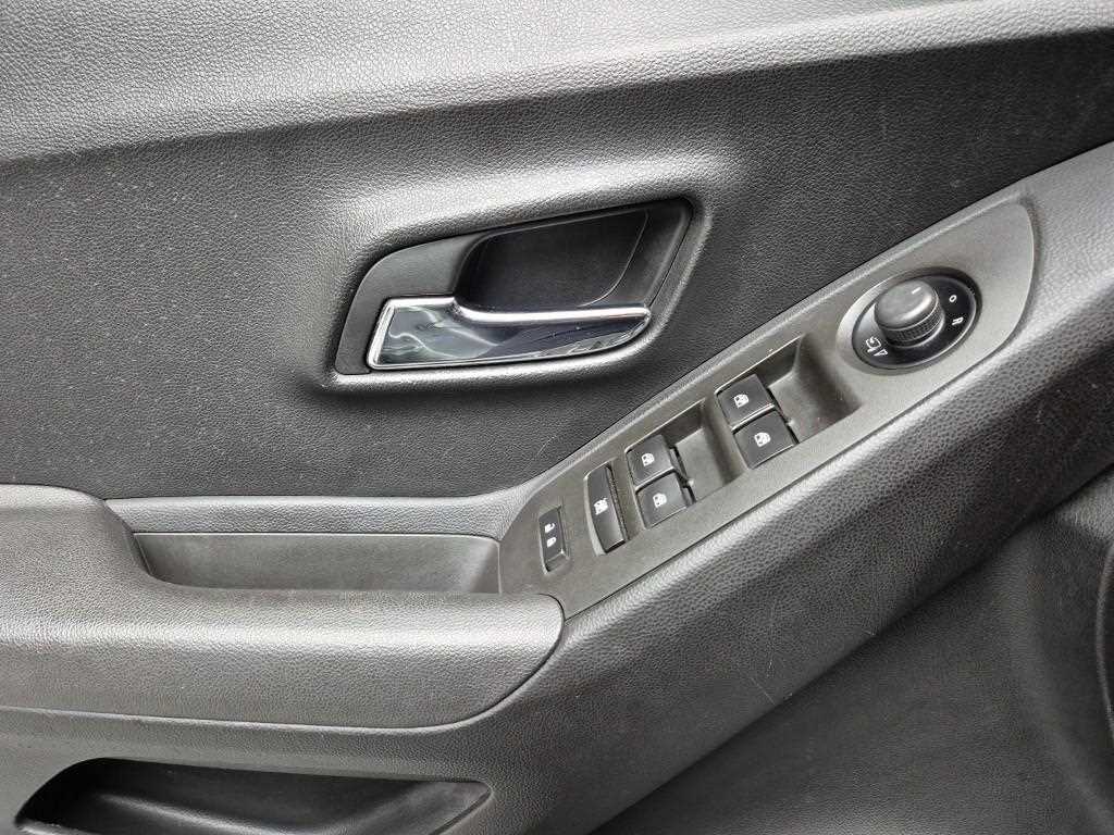 Chevrolet Trax 2013 Plateado - Importación desde Corea - HF Imports Iquique - Foto 16