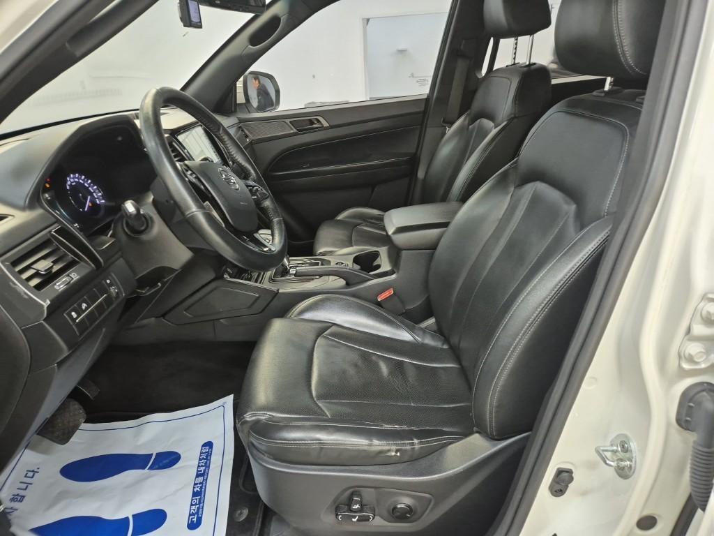 Ssangyong Rexton - Vista 11