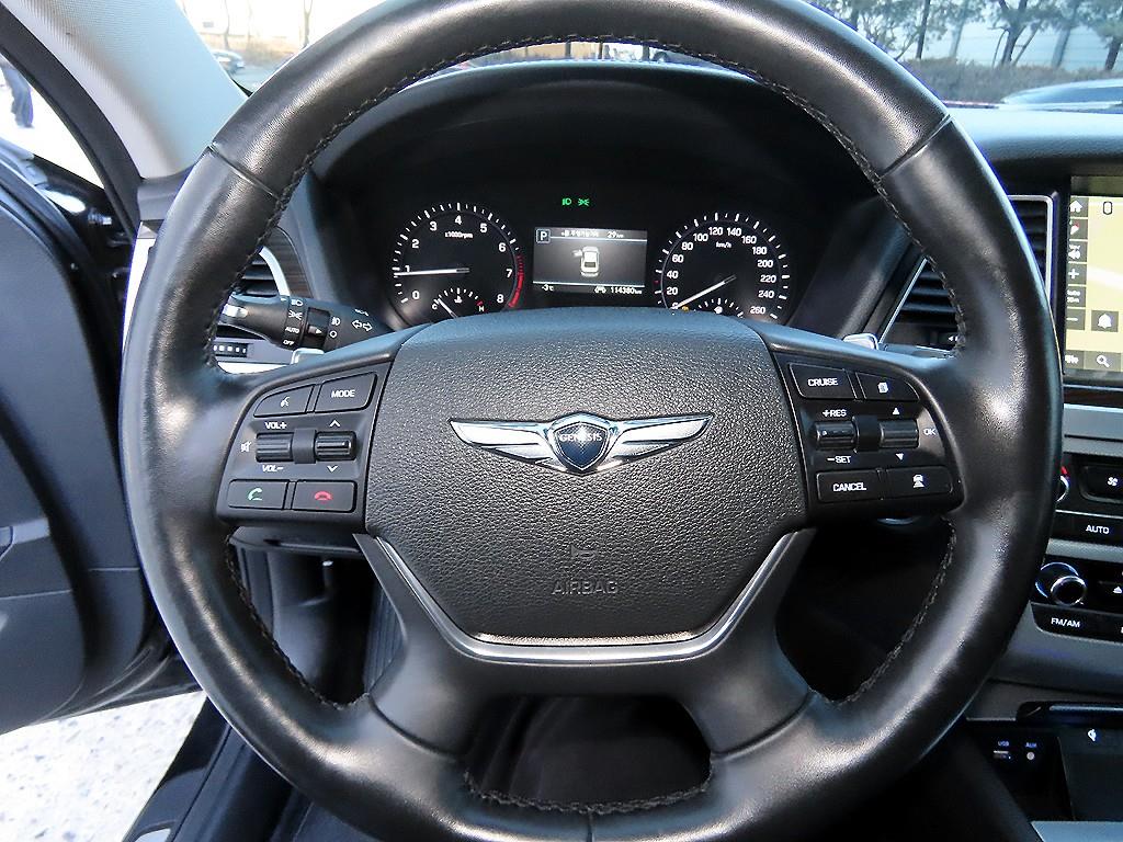 Genesis G80 - Vista 8