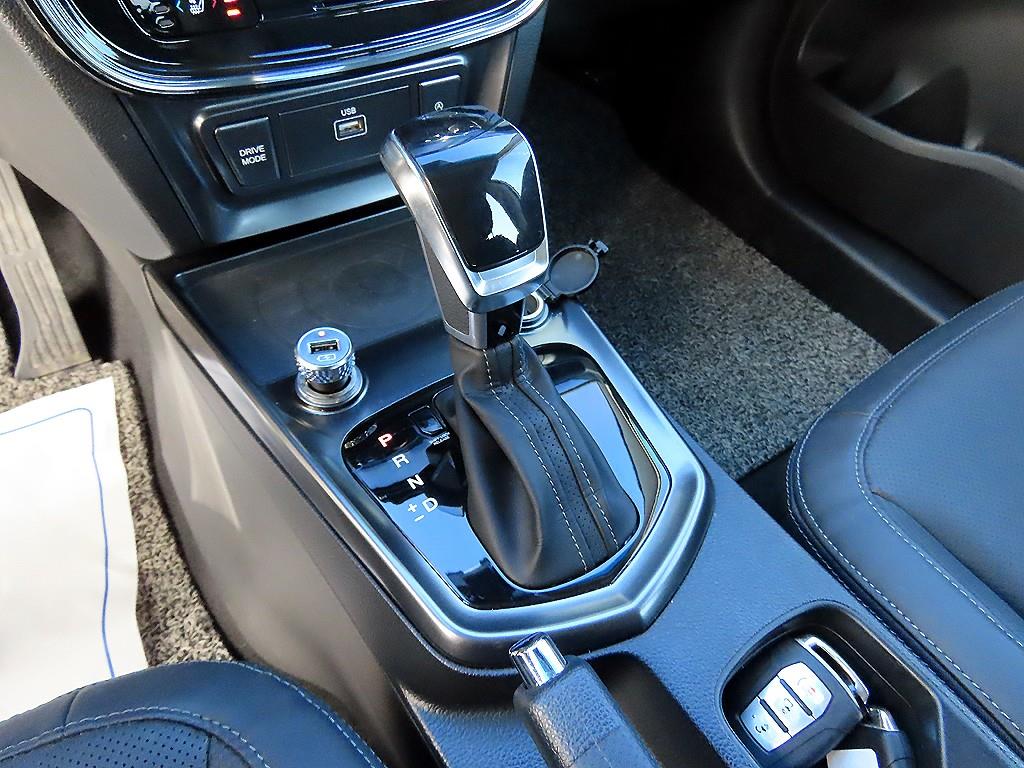 Ssangyong Tivoli - Vista 10