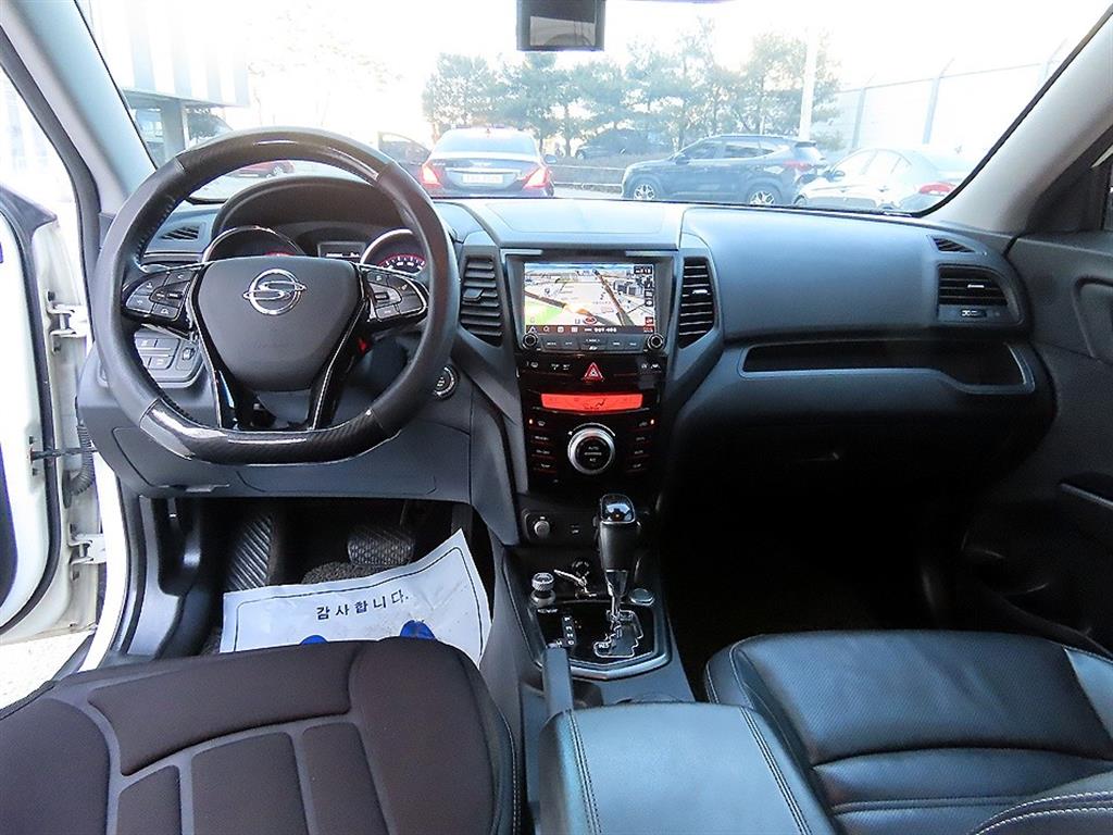 Ssangyong Tivoli - Vista 7