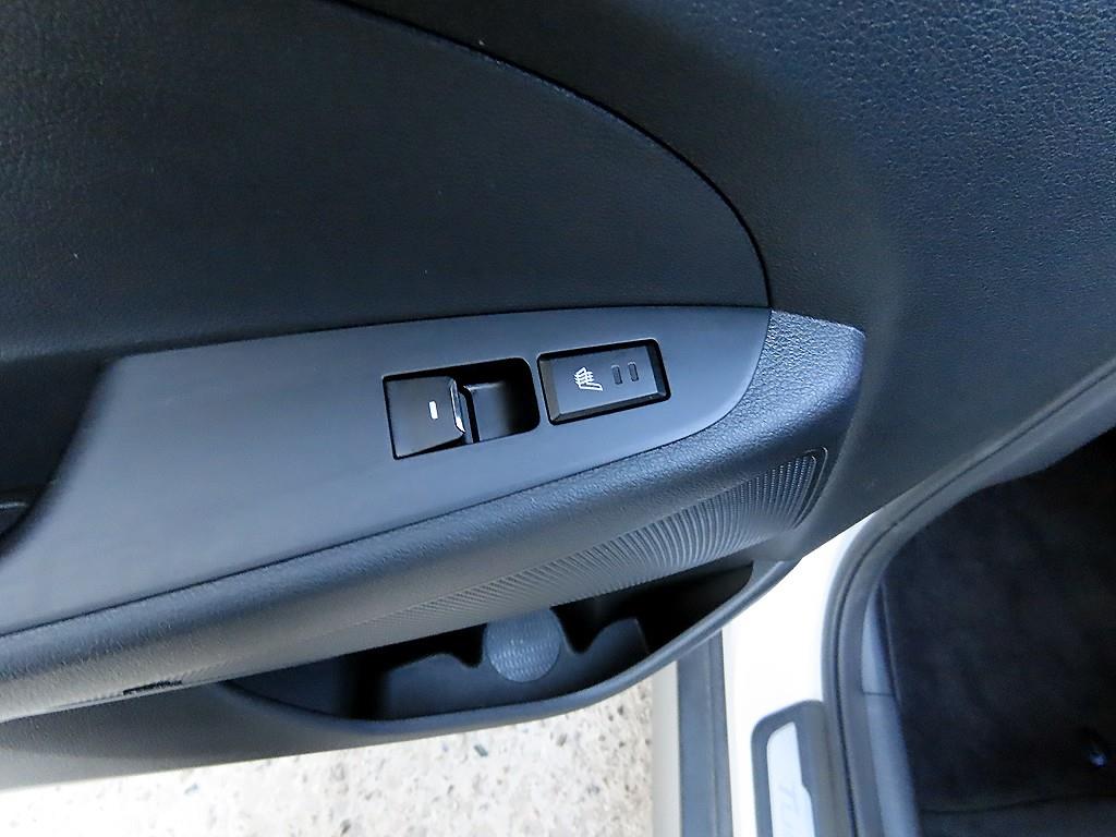 HYUNDAI Tucson 2017 Blanco - Importación desde Corea - HF Imports Iquique - Foto 16