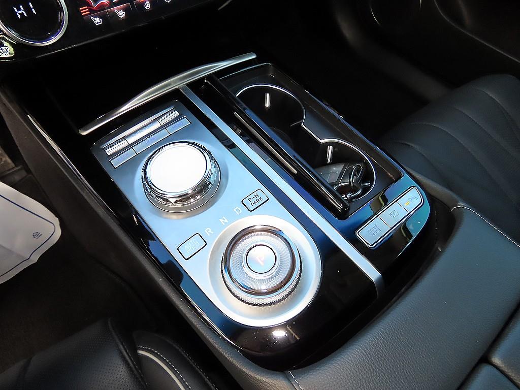 Genesis G80 - Vista 11