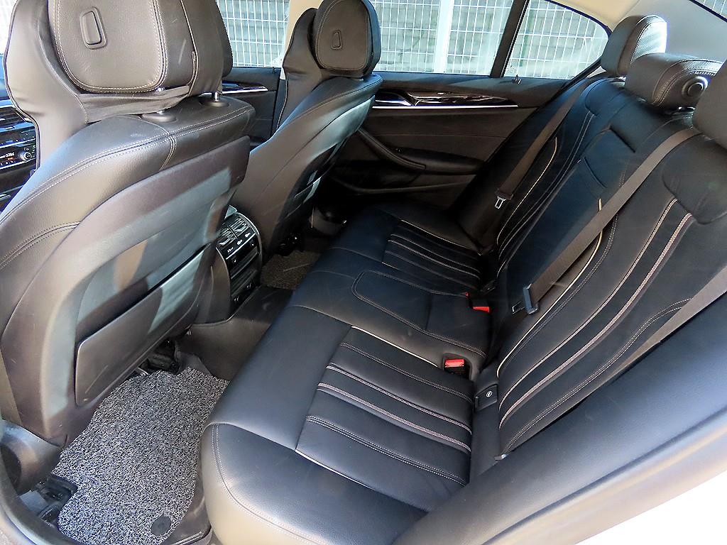 BMW 5 Series - Vista 6