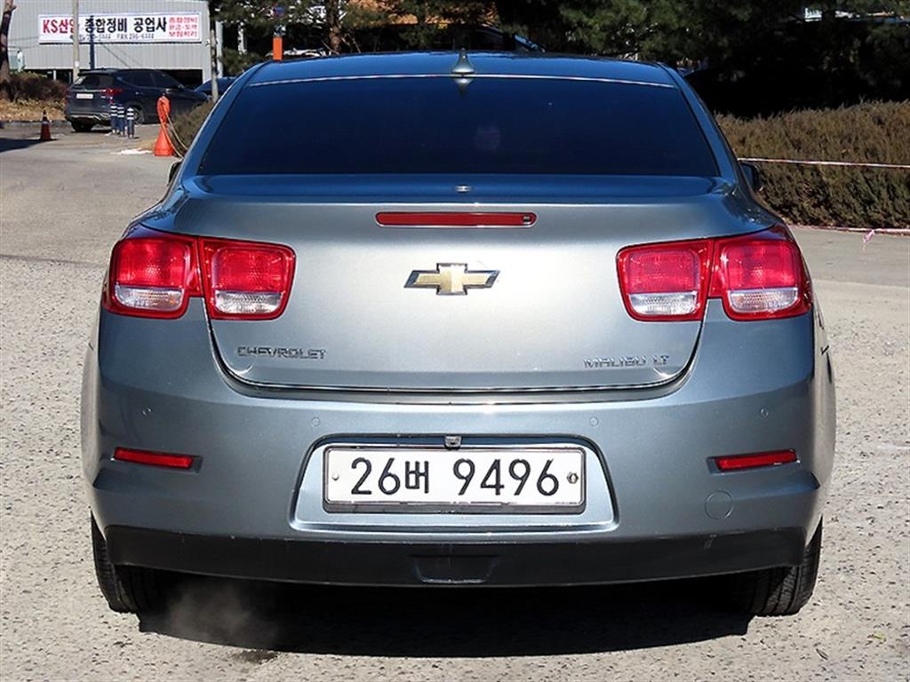 Chevrolet Malibu - Vista 4