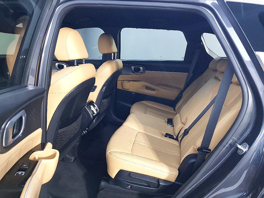 KIA Sorento - Vista 9