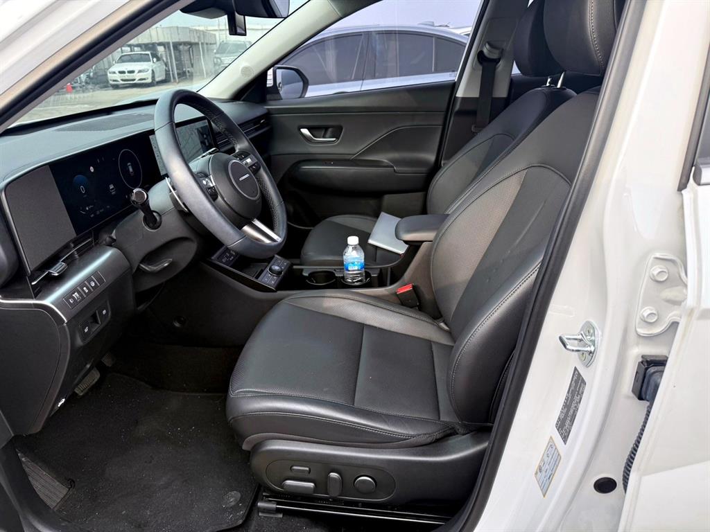 HYUNDAI Kona - Vista 7