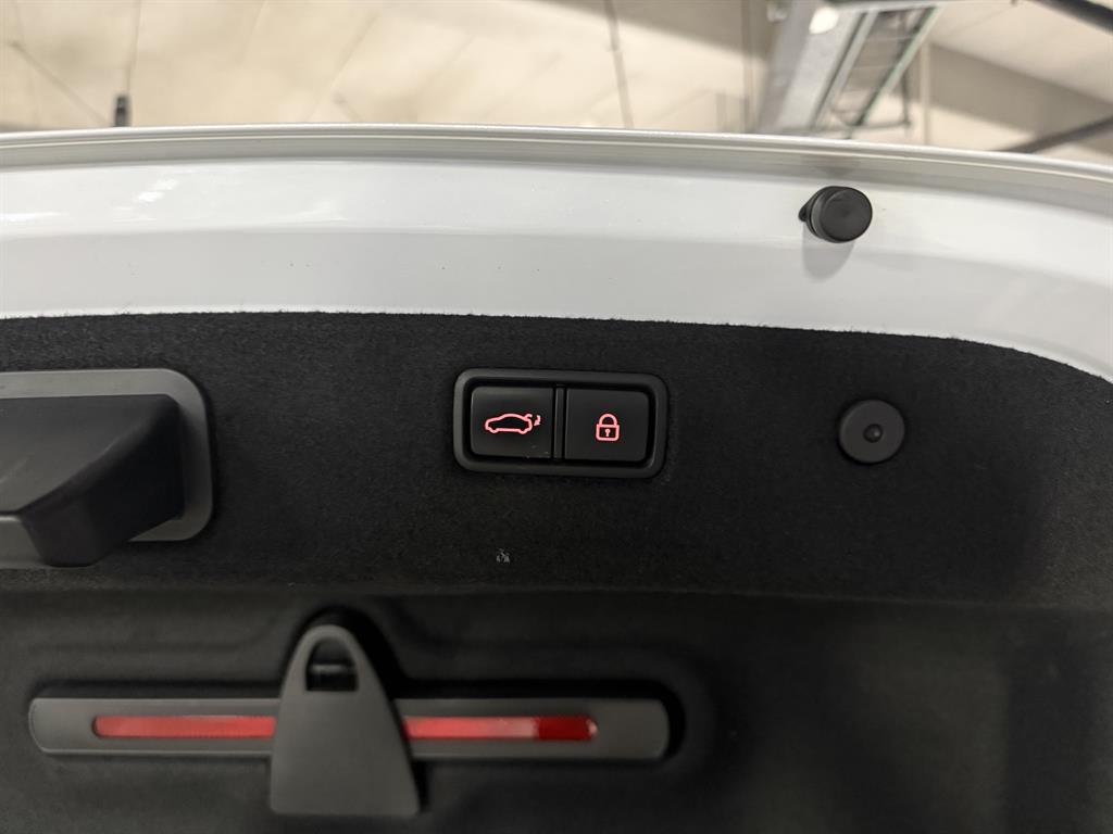 Genesis G70 2019 Blanco - Importación desde Corea - HF Imports Iquique - Foto 17