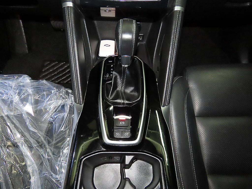 SAMSUNG QM6 - Vista 12