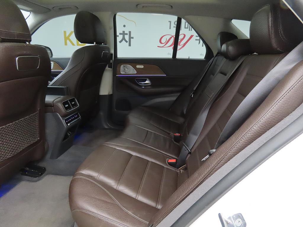 Mercedes Benz GLE Class - Vista 7