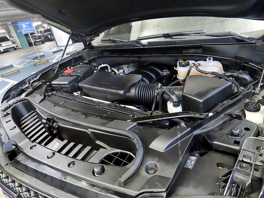 Cadillac Escalade 2023 Negro - Importación desde Corea - HF Imports Iquique - Foto 19