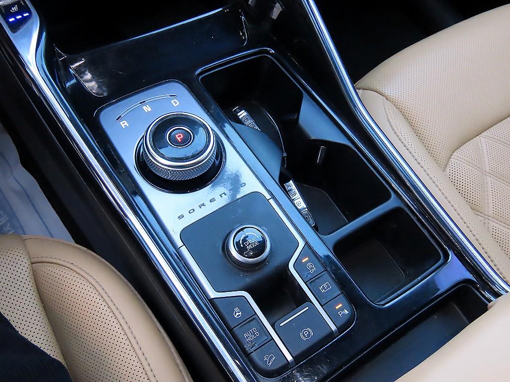 KIA Sorento - Vista 3