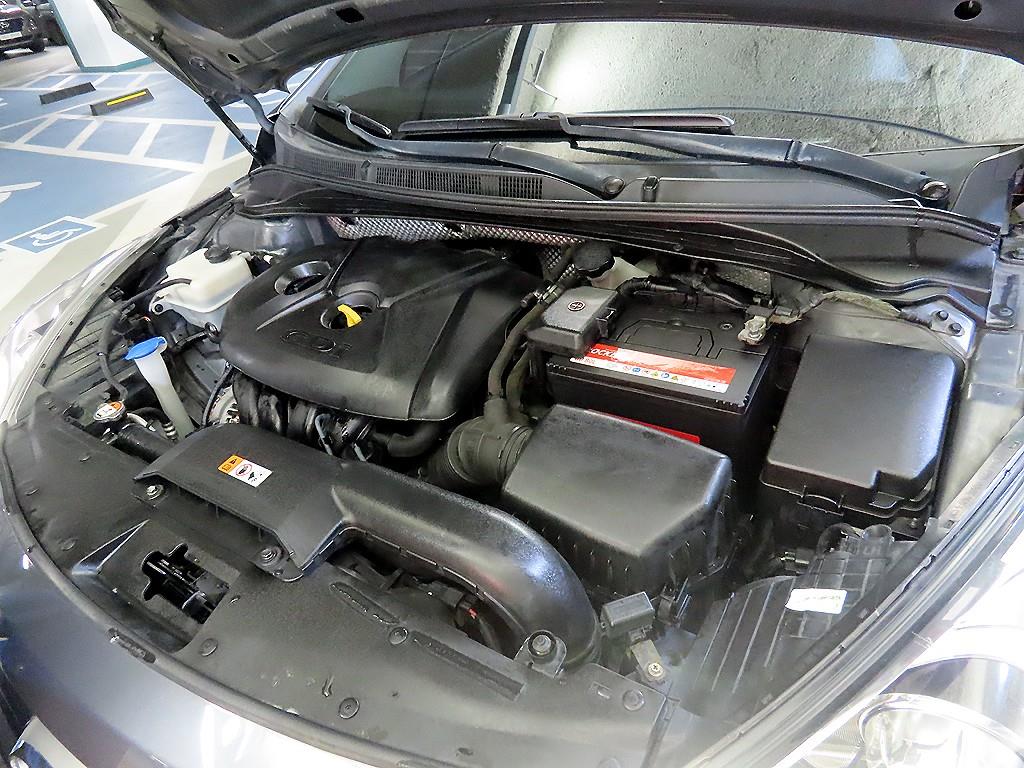 HYUNDAI i40 2012 Gris - Importación desde Corea - HF Imports Iquique - Foto 19