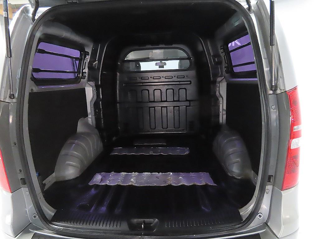 HYUNDAI Starex 2015 Gris - Importación desde Corea - HF Imports Iquique - Foto 7