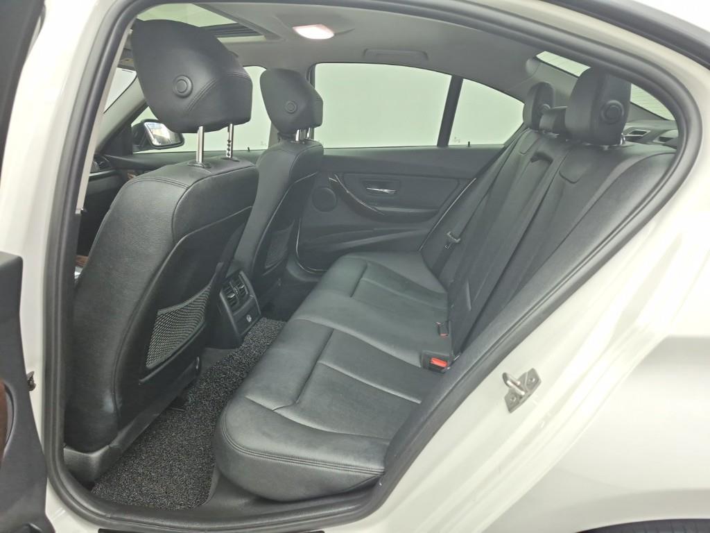 BMW 3 series - Vista 12