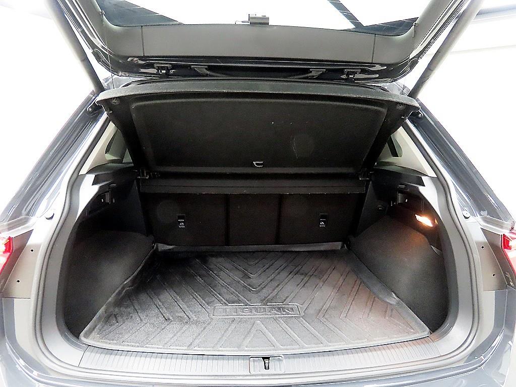 Volkswagen Tiguan 2018 Gris - Importación desde Corea - HF Imports Iquique - Foto 18