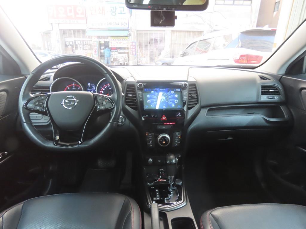 Ssangyong Tivoli - Vista 7