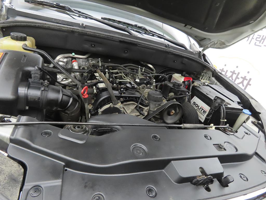 Ssangyong Korando 2014 Plateado - Importación desde Corea - HF Imports Iquique - Foto 18