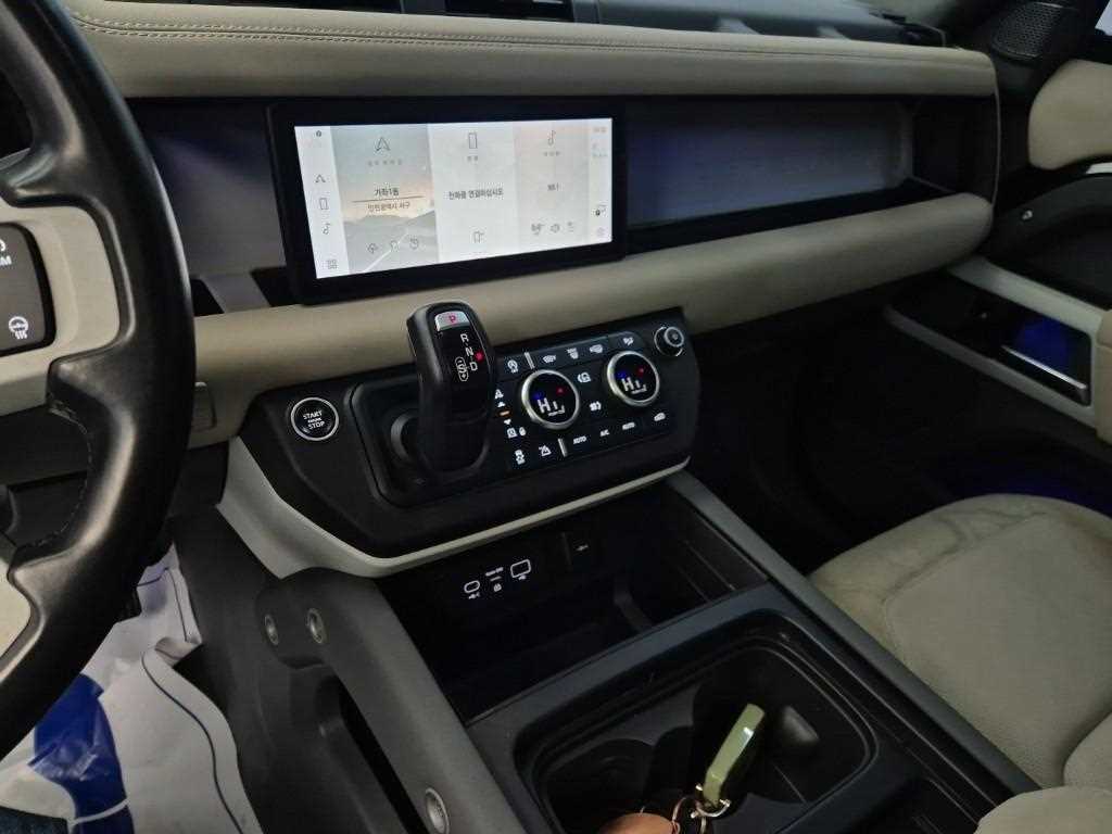 Land Rover Defender - Vista 10