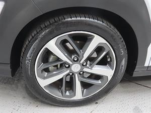 HYUNDAI Kona - Vista 10