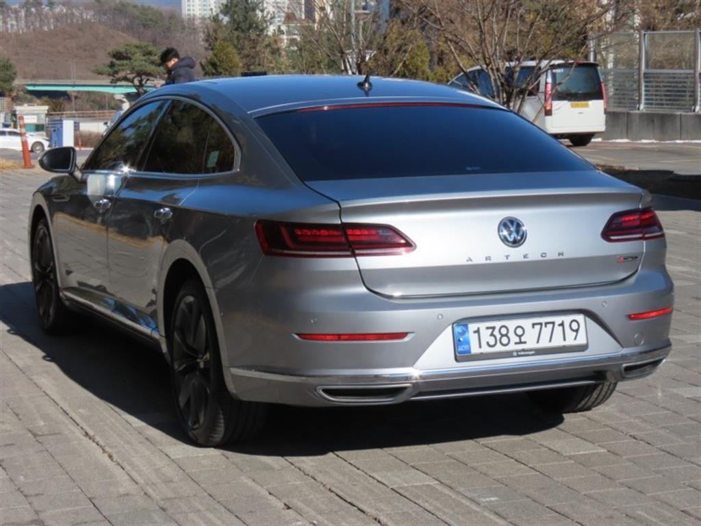 Volkswagen Arteon - Vista 7
