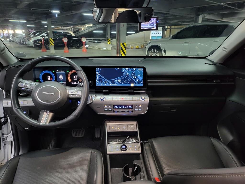 HYUNDAI Kona - Vista 8