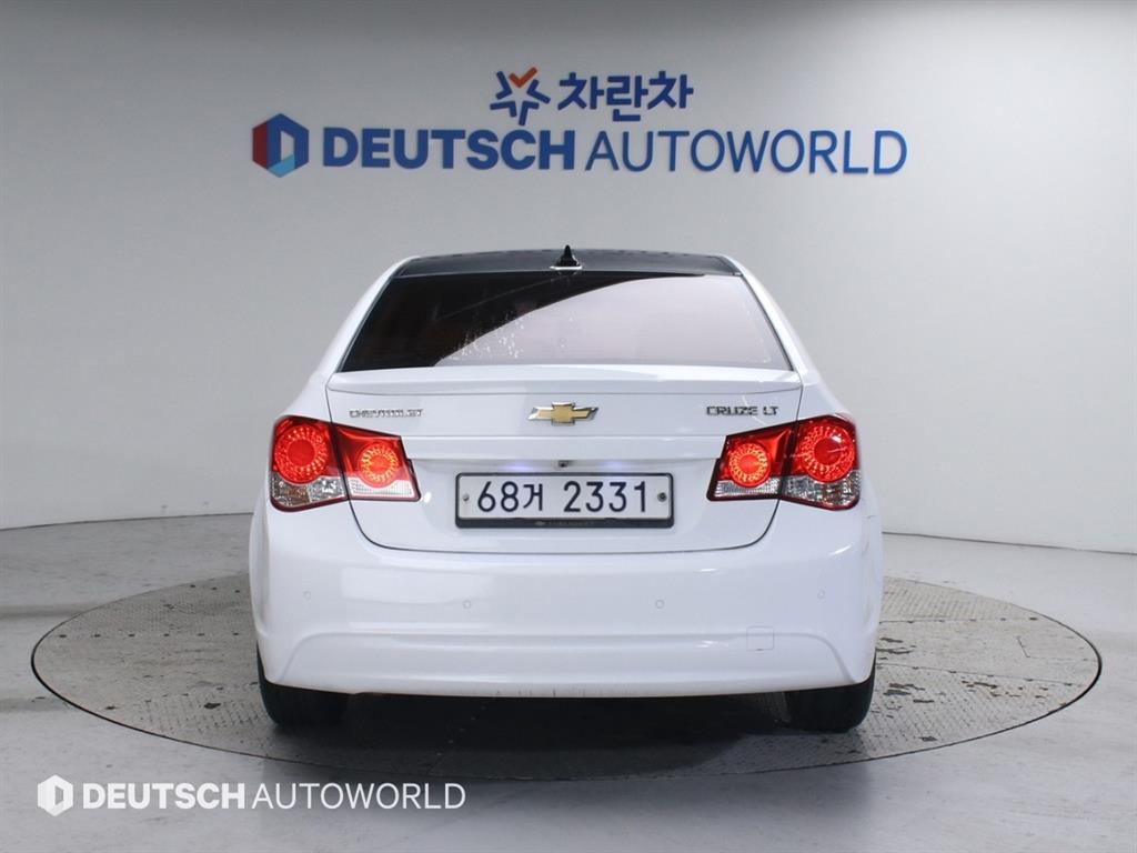 Chevrolet Cruise - Vista 4