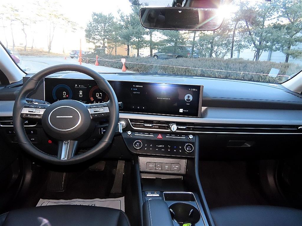 HYUNDAI Sonata - Vista 7