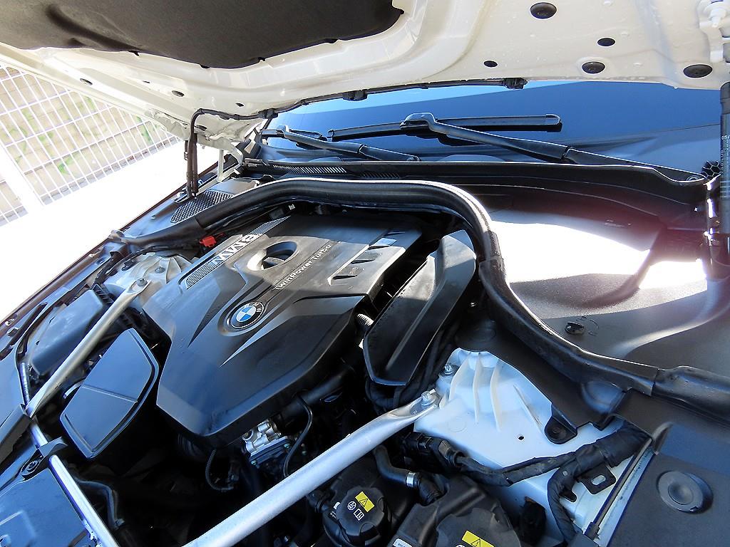 BMW 5 Series 2018 Blanco - Importación desde Corea - HF Imports Iquique - Foto 19