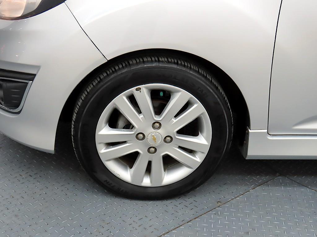 Chevrolet Spark 2014 Plateado - Importación desde Corea - HF Imports Iquique - Foto 20