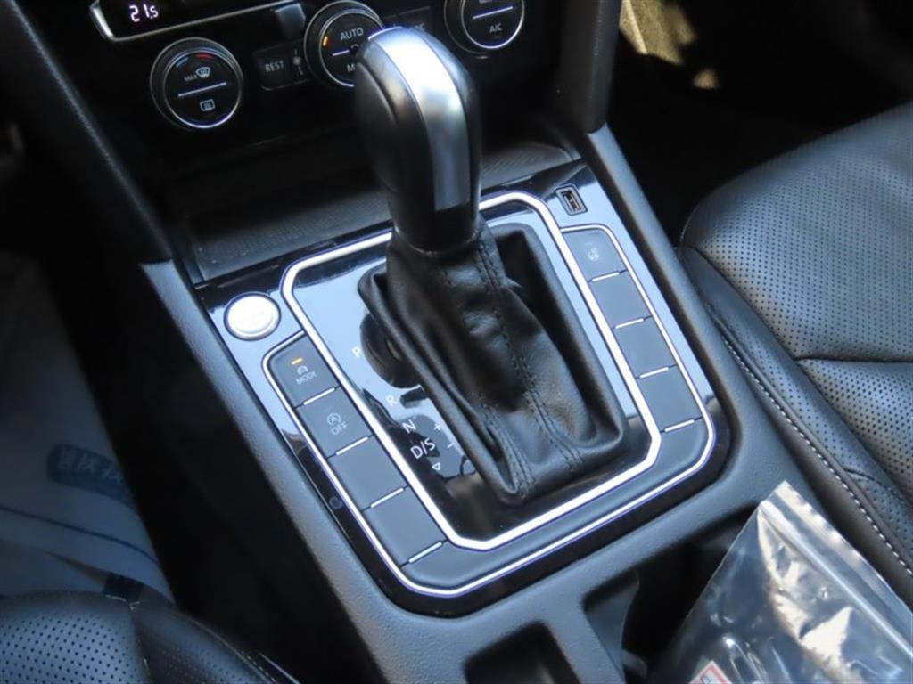 Volkswagen Arteon - Vista 11