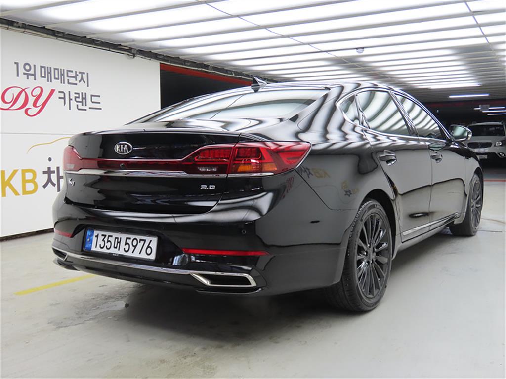 KIA K7 - Vista 4