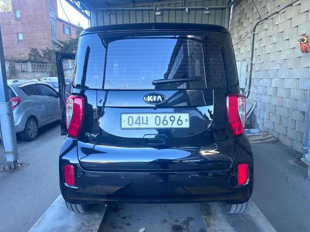 KIA Ray - Vista 2